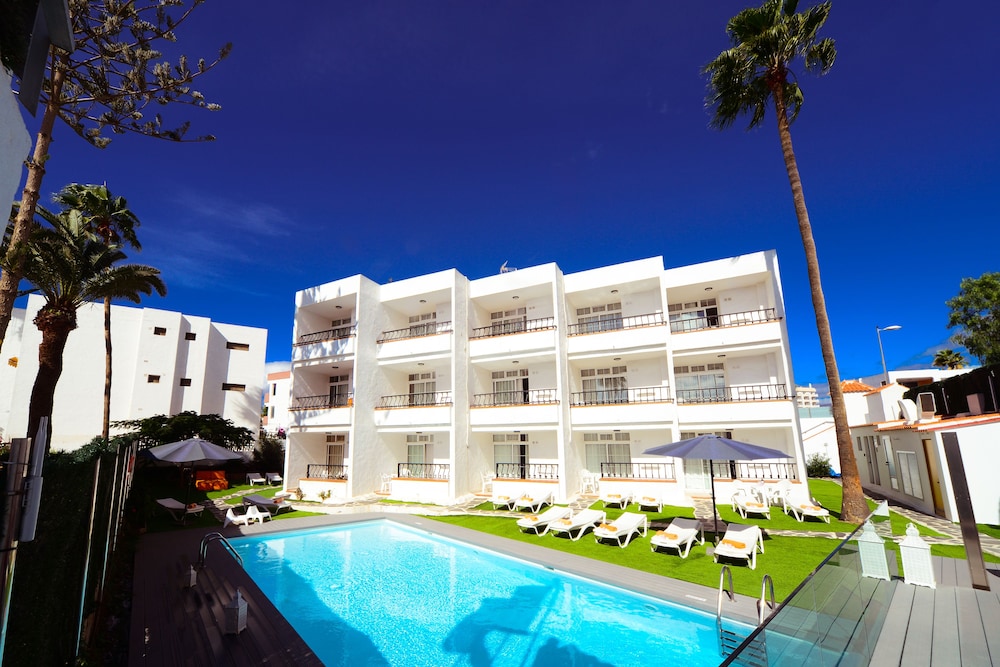 Atlantic Sun Beach - Gay Men Only