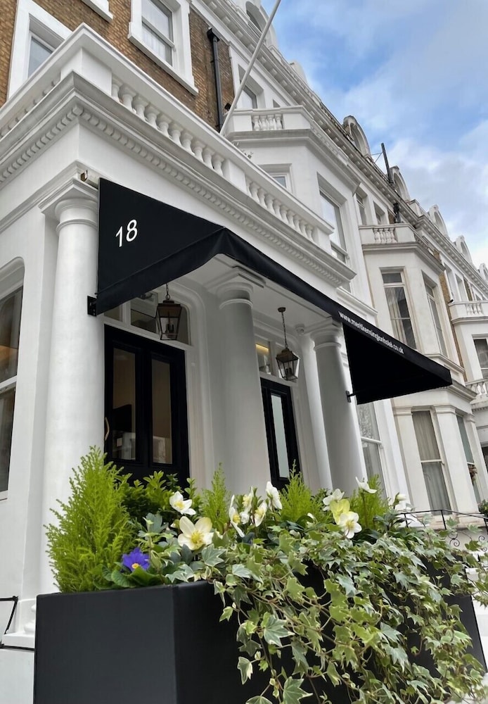 Oxford Hotel Earls Court