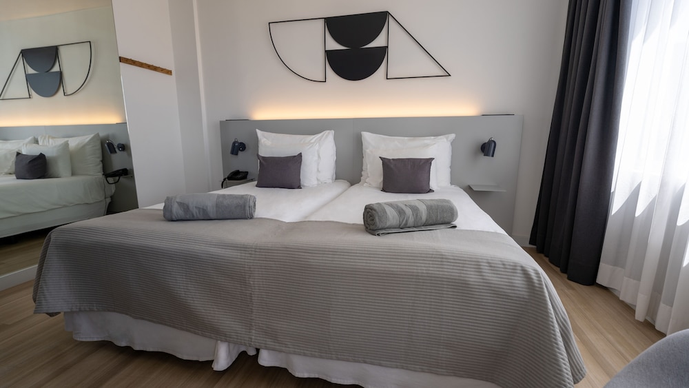 Hotel Coral Suites and Spa - Adults Only, Spanien, Playa de Las Américas. Großes 633