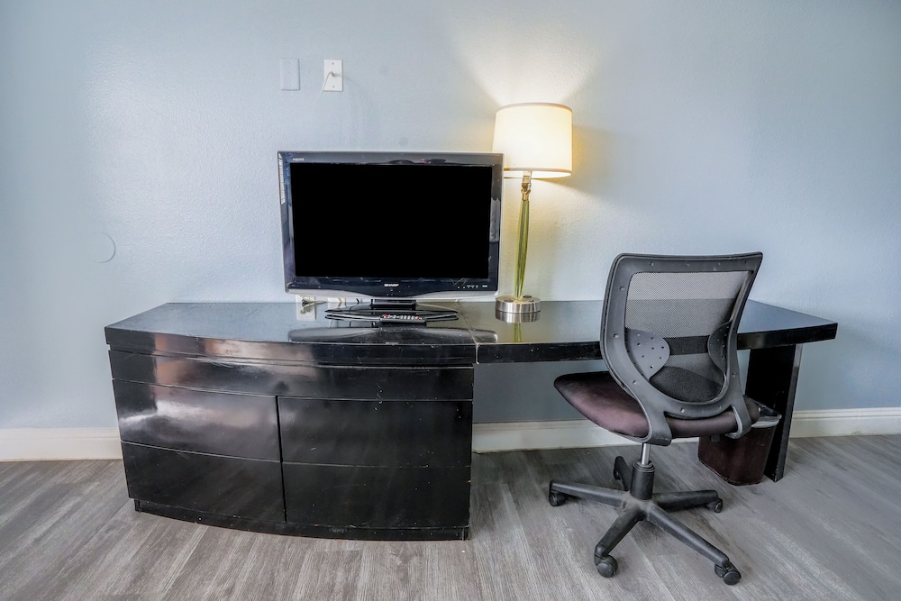 Hotel Economy Inn Buttonwillow Bakersfield I-5, USA, Buttonwillow. Großes 2