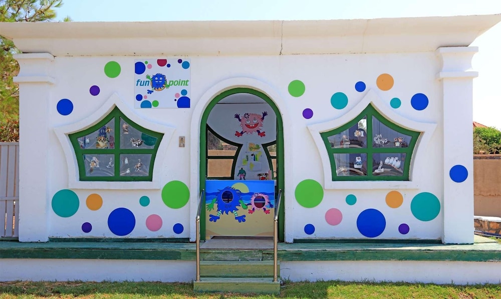 Kiotari Miraluna Resort