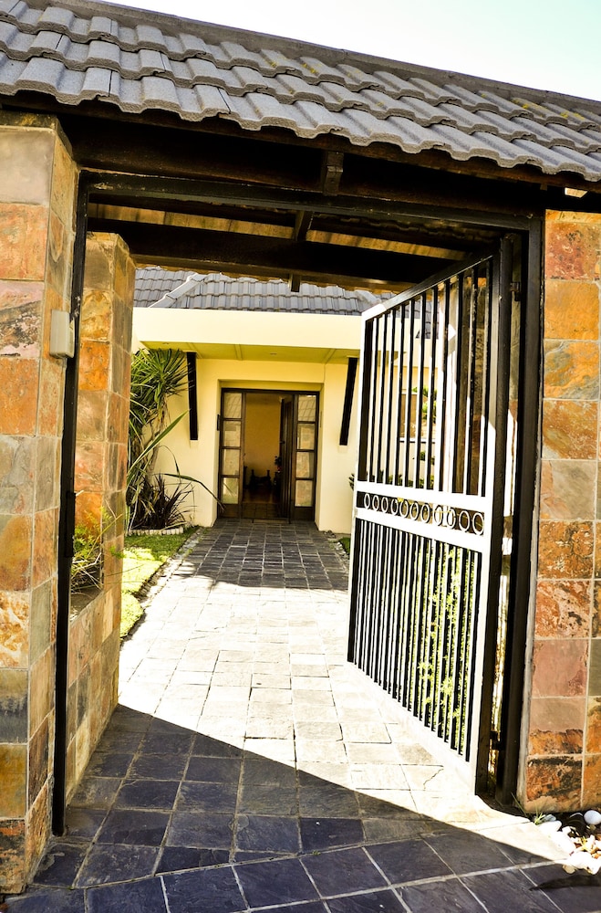 Mandalay Beach Guest House