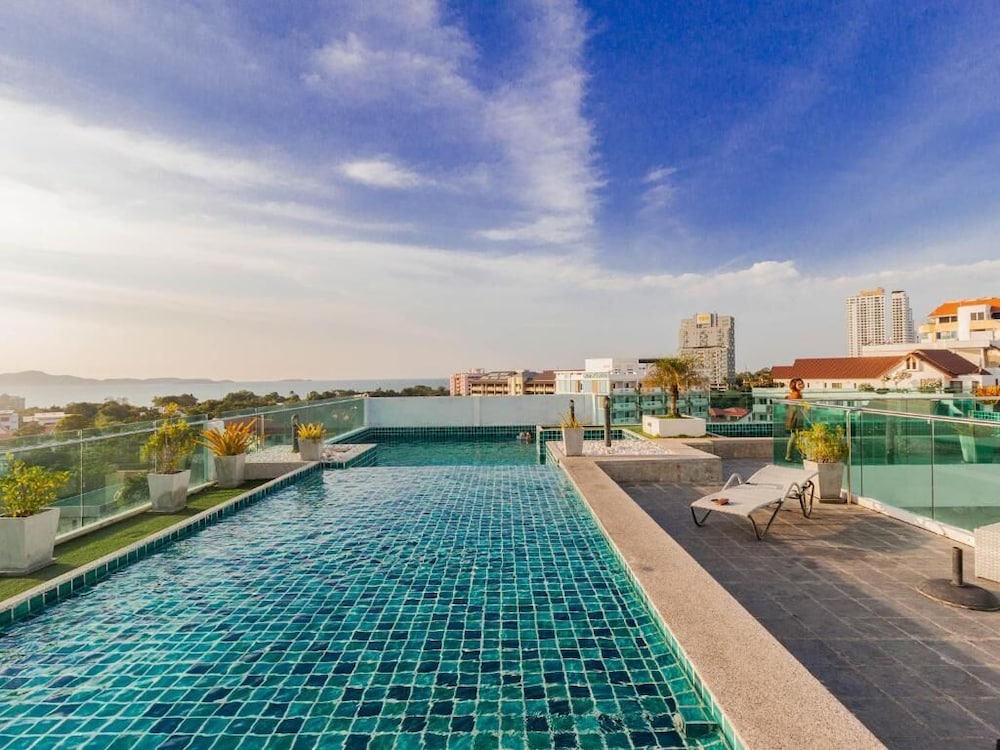 Laguna Bay 1 by Pattaya Sunny Rentals