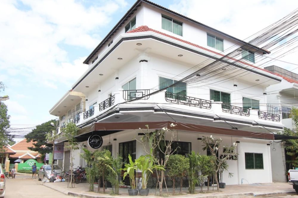 Kandal Village Inn