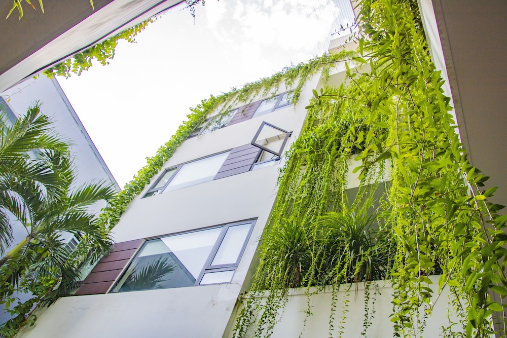 Annie Danang Hotel & Apartment