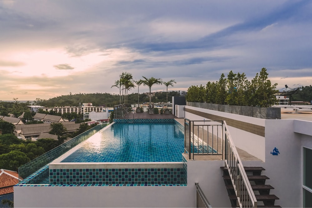 Condo in Kata in Ozonec- Unit D618