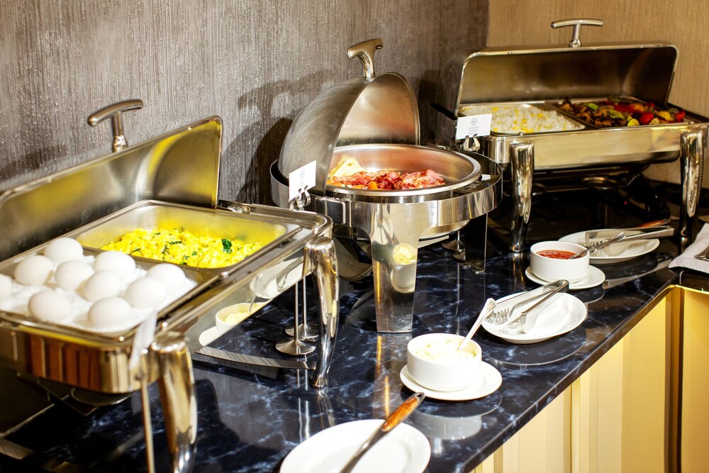 Hotel Central Hotel Yerevan, Armenien, Jerewan. Großes 108