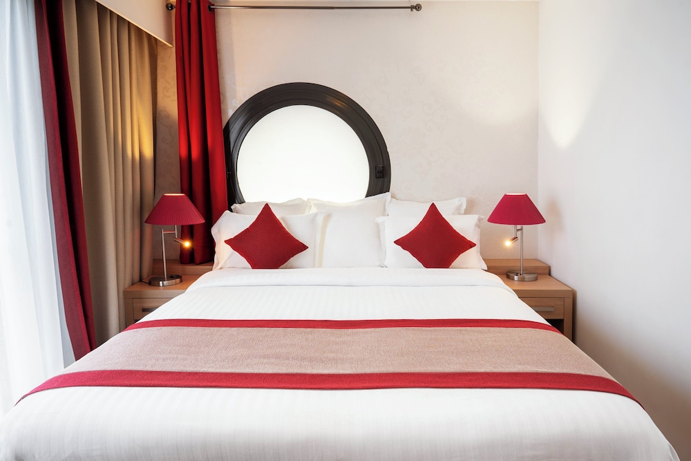 Hotel Residhome Paris Evry, Frankreich, Évry. Großes 114
