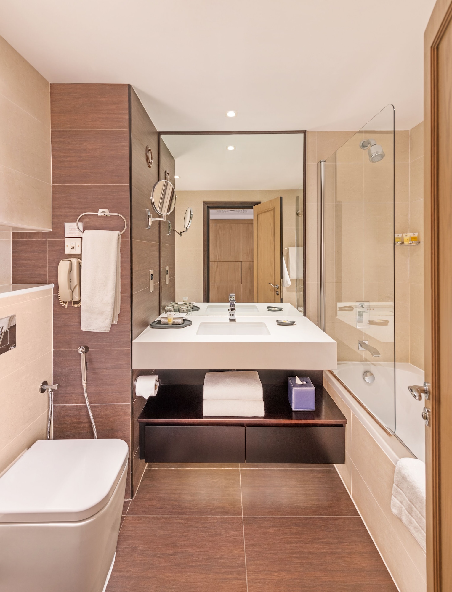 Hotel JA BEACH HOTEL, Vereinigte Arabische Emirate, Dubai. Großes 68