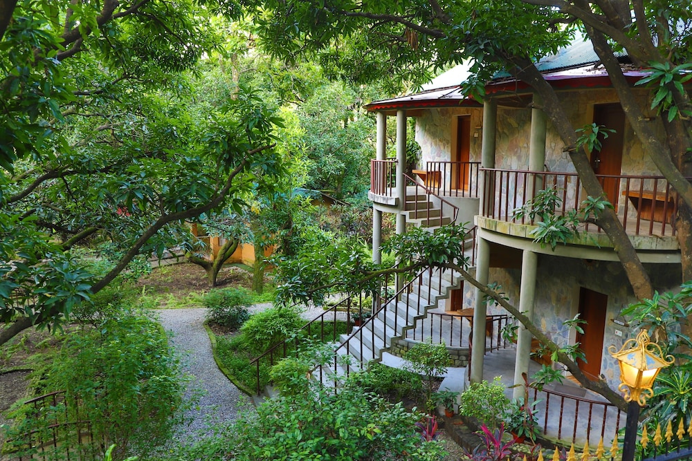 Quality Inn The Den Resort