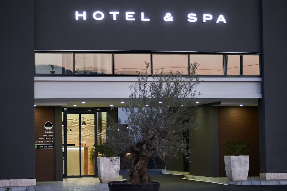 Perla Residence Hotel and Spa