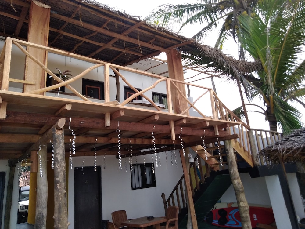 villa crocodile beach