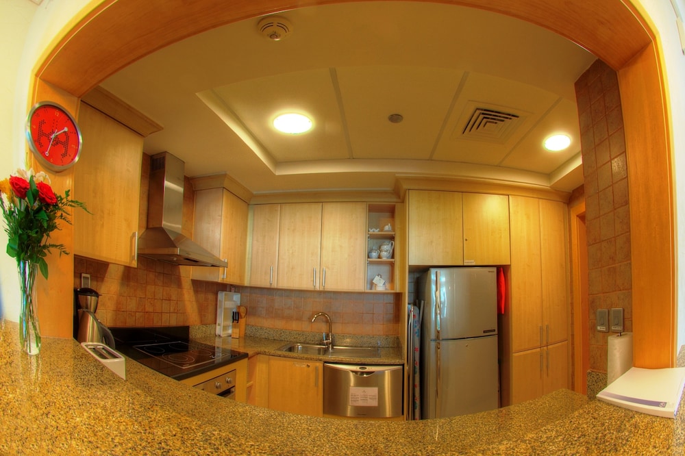 Royal Club Palm Jumeirah by Royal Vacation Homes Rental