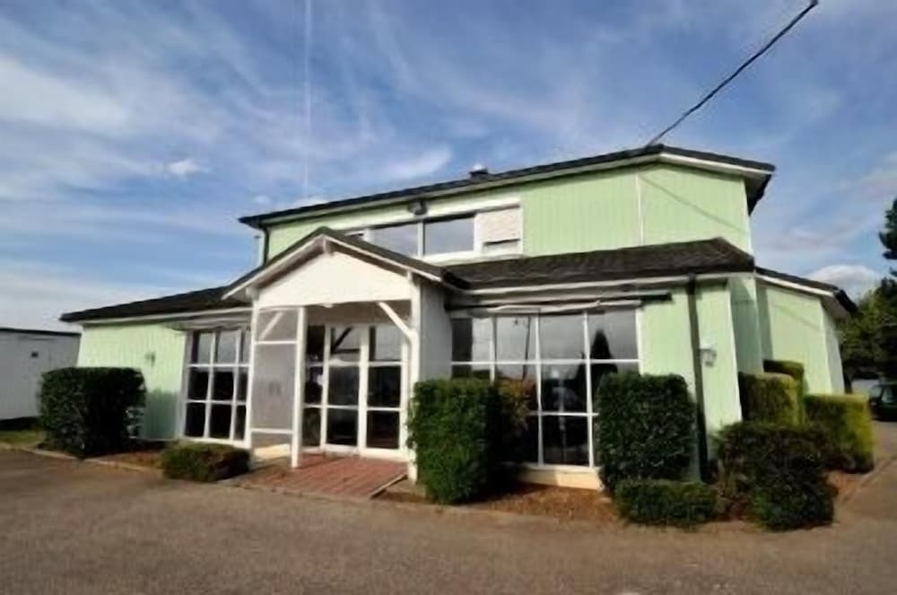 Hotel Balladins Roissy Cdg / Saint-Mard