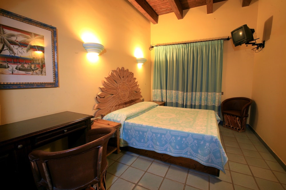 Hotel Hotel Dell'Ancora, Italien, Villasimius. Großes 87