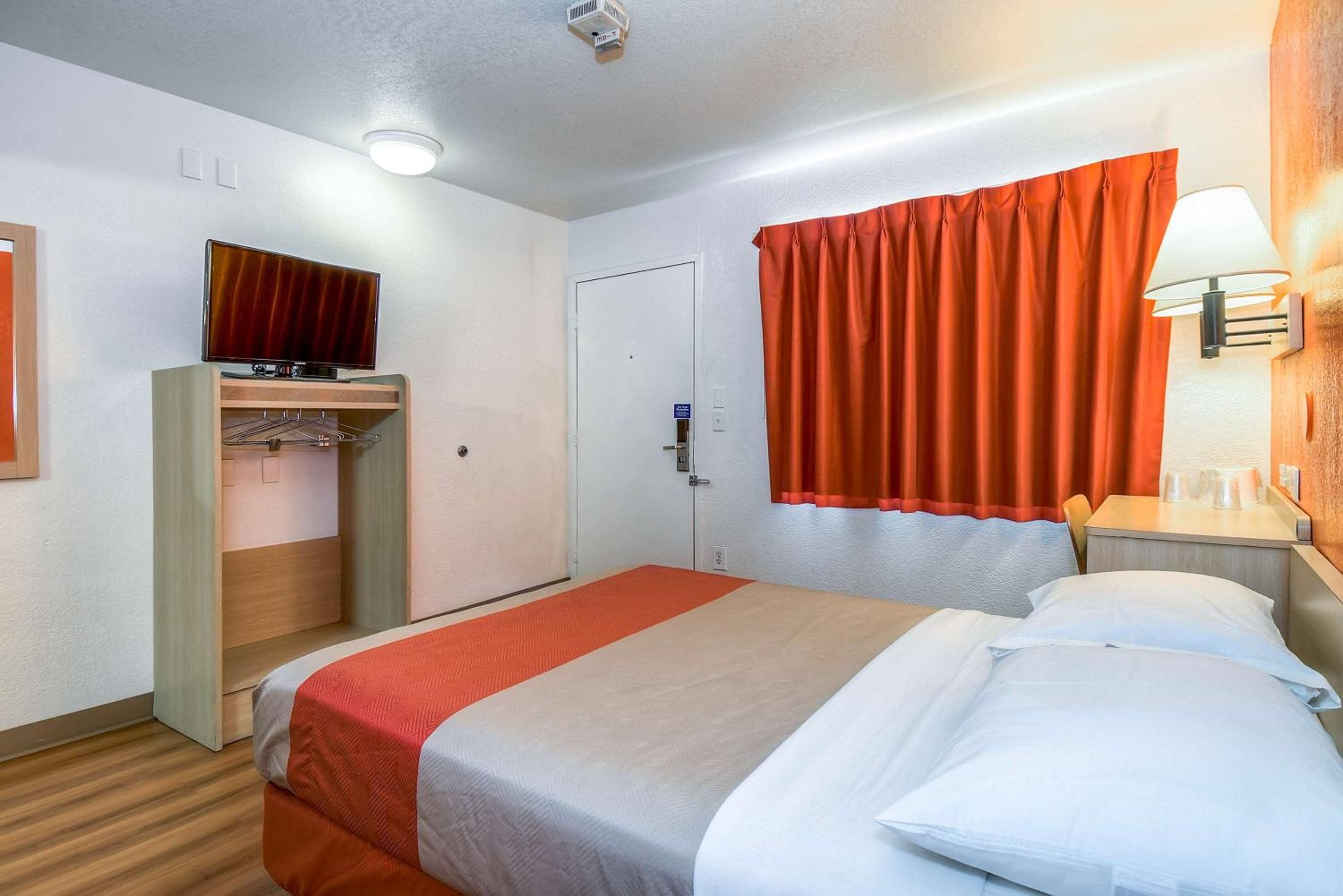 Hotel Motel6 Corona, CA - Norco, USA, Corona. Großes 173