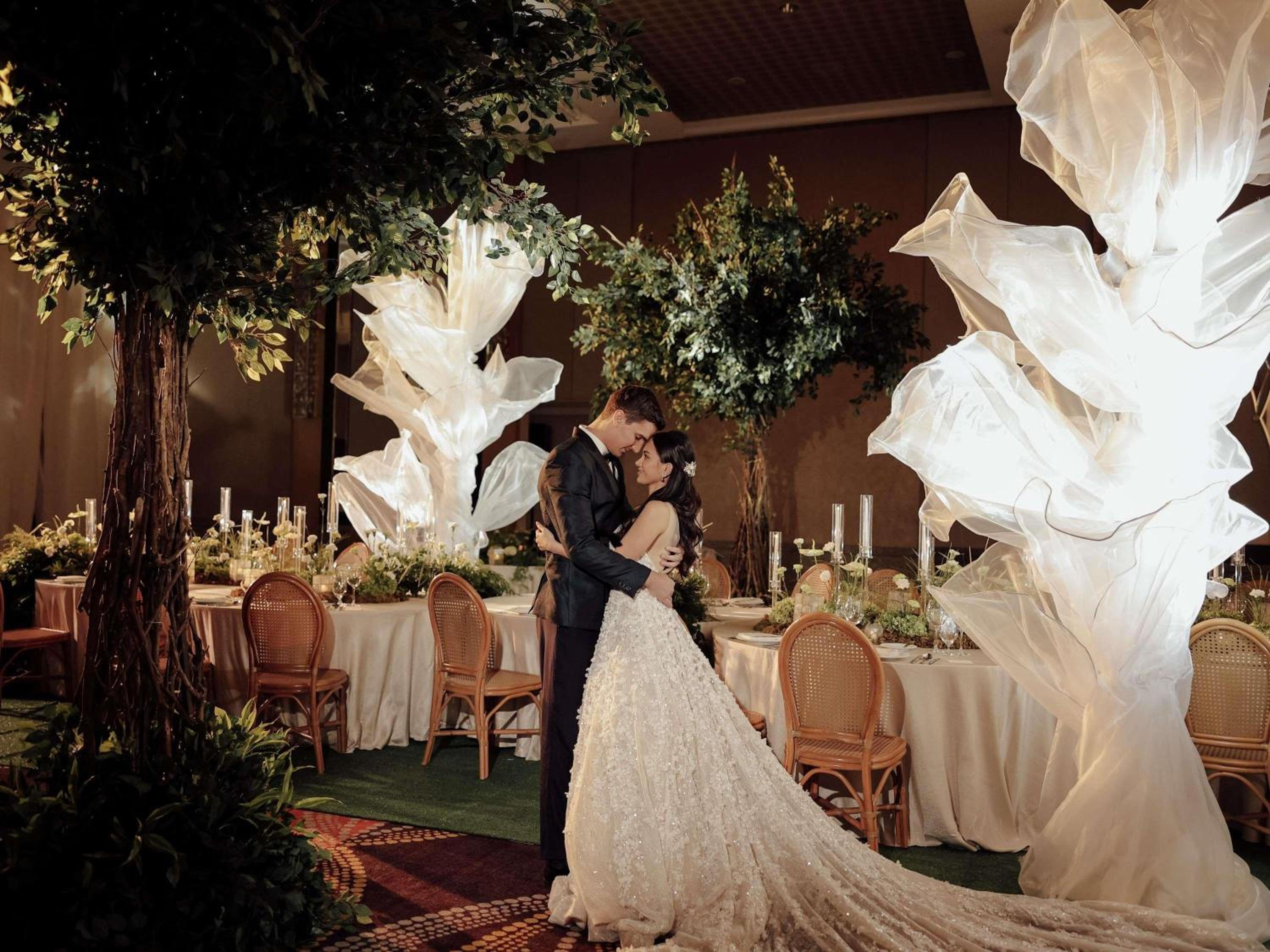 Hotel Fairmont Makati, Philippinen, Makati. Großes 831