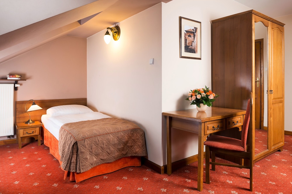 Hotel Regent (ex RT), Polen, Krakau. Großes 285