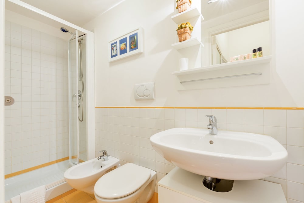 Rome as you feel - Piazza dei Satiri Studio