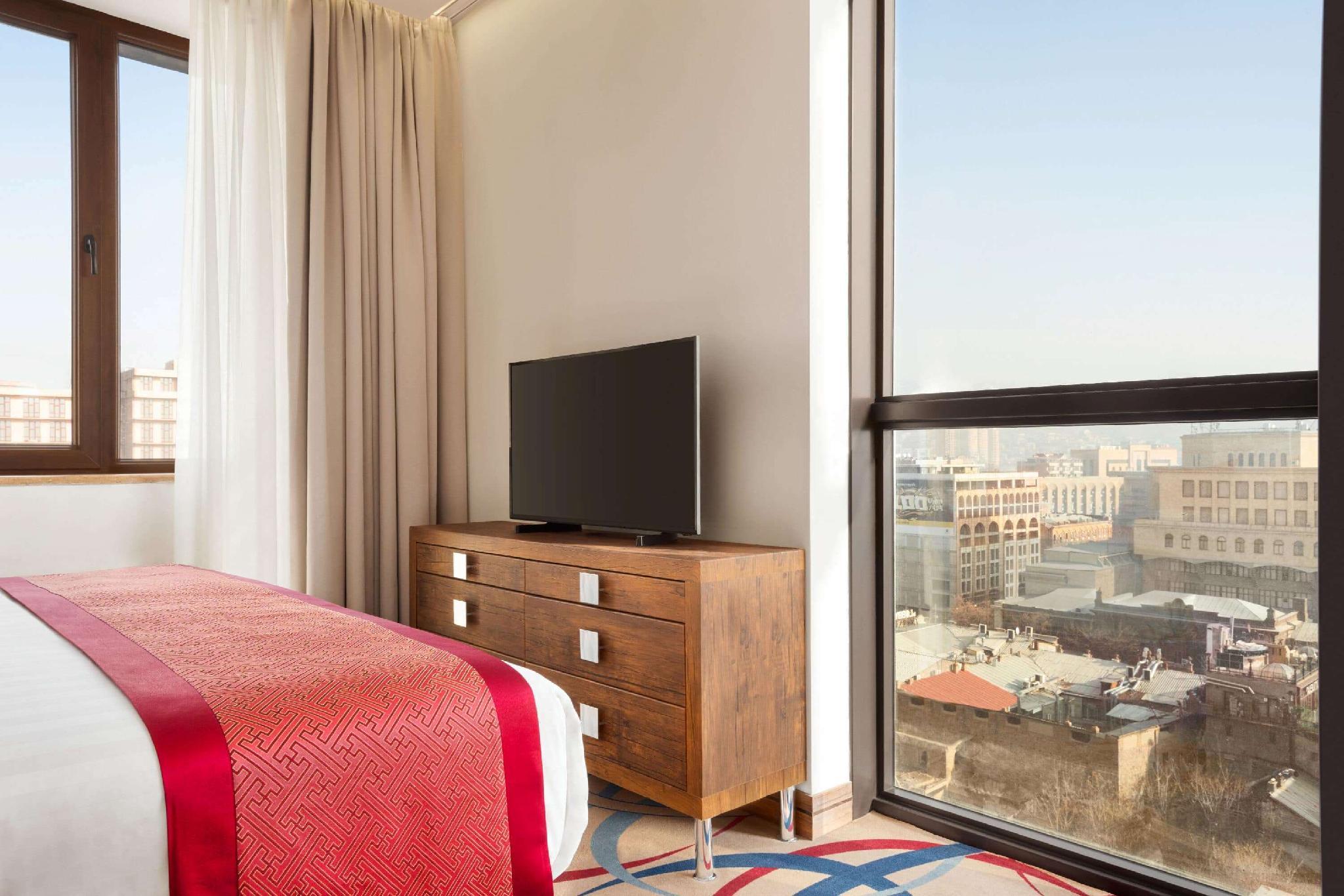 Hotel Ramada Hotel and Suites by Wyndham Yerevan, Armenien, Jerewan. Großes 201