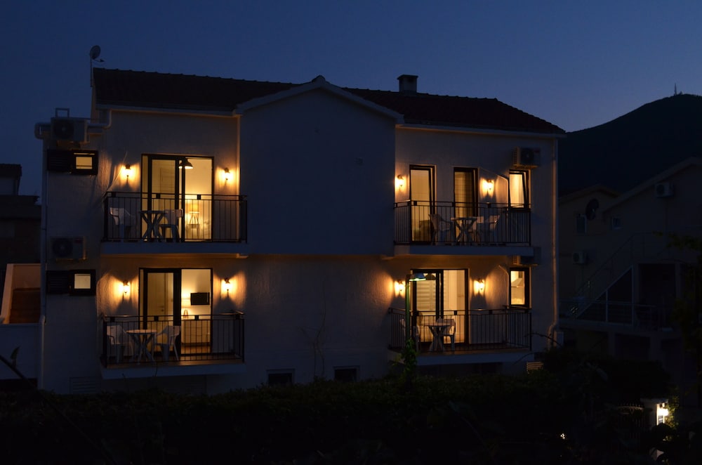 Apartments Casablanca