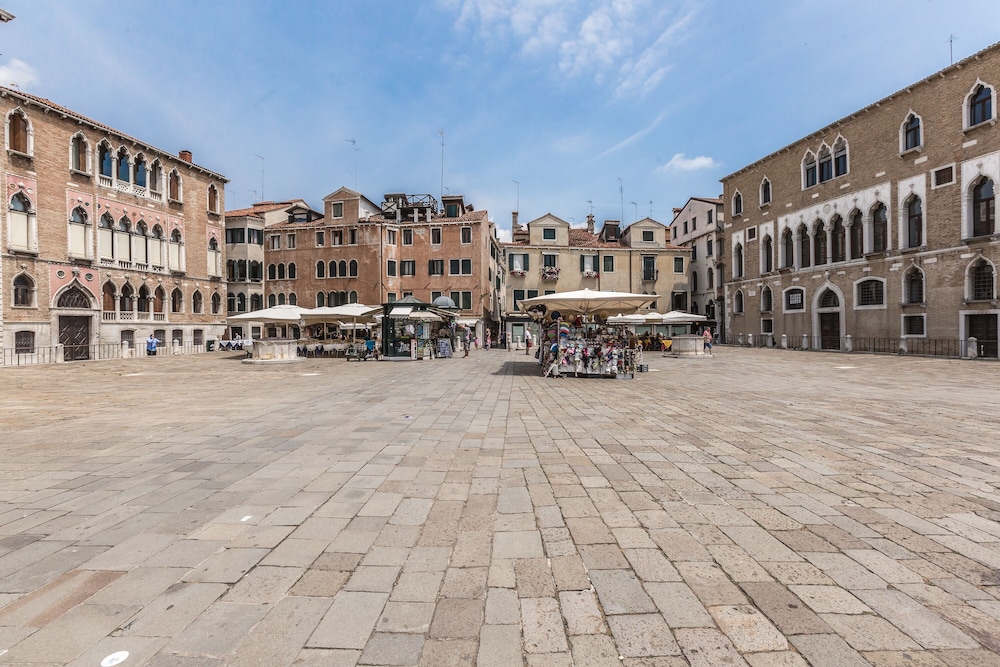 The Venetian Penthouse