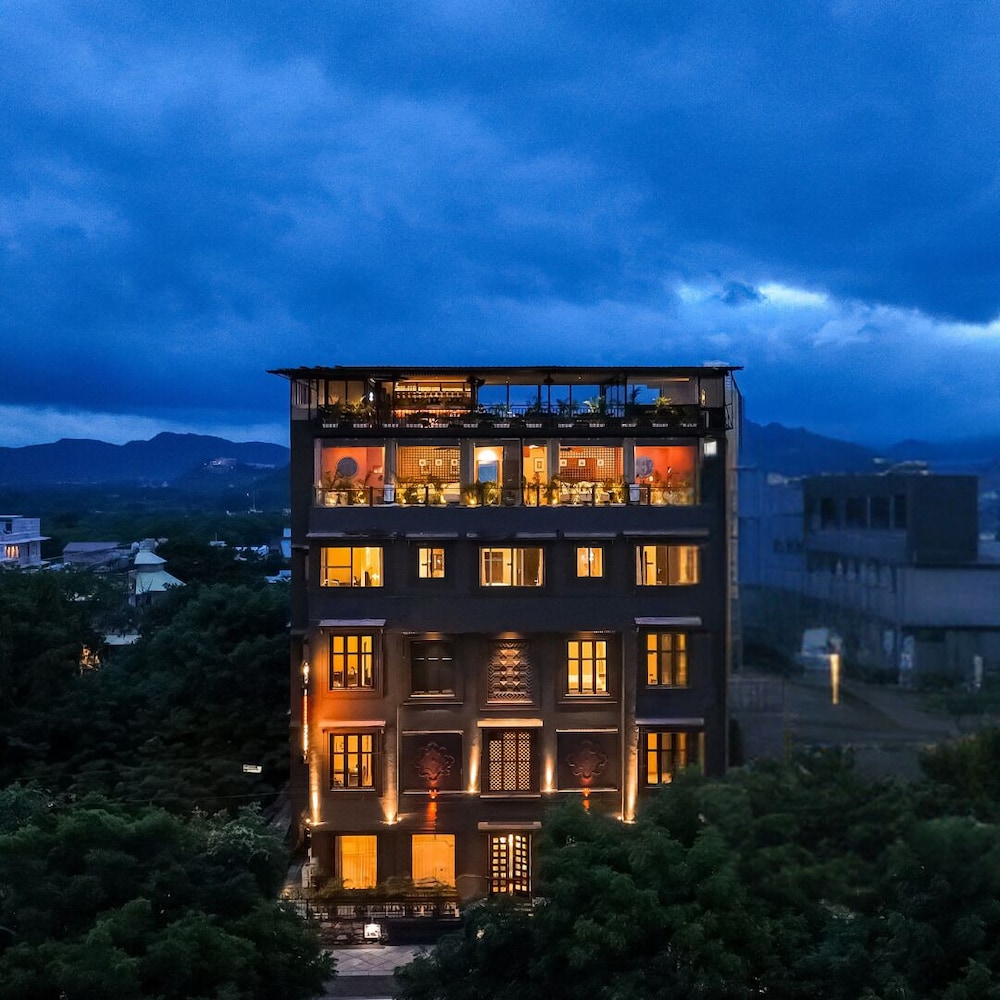 Kudos By Downtown - Boutique Hotel