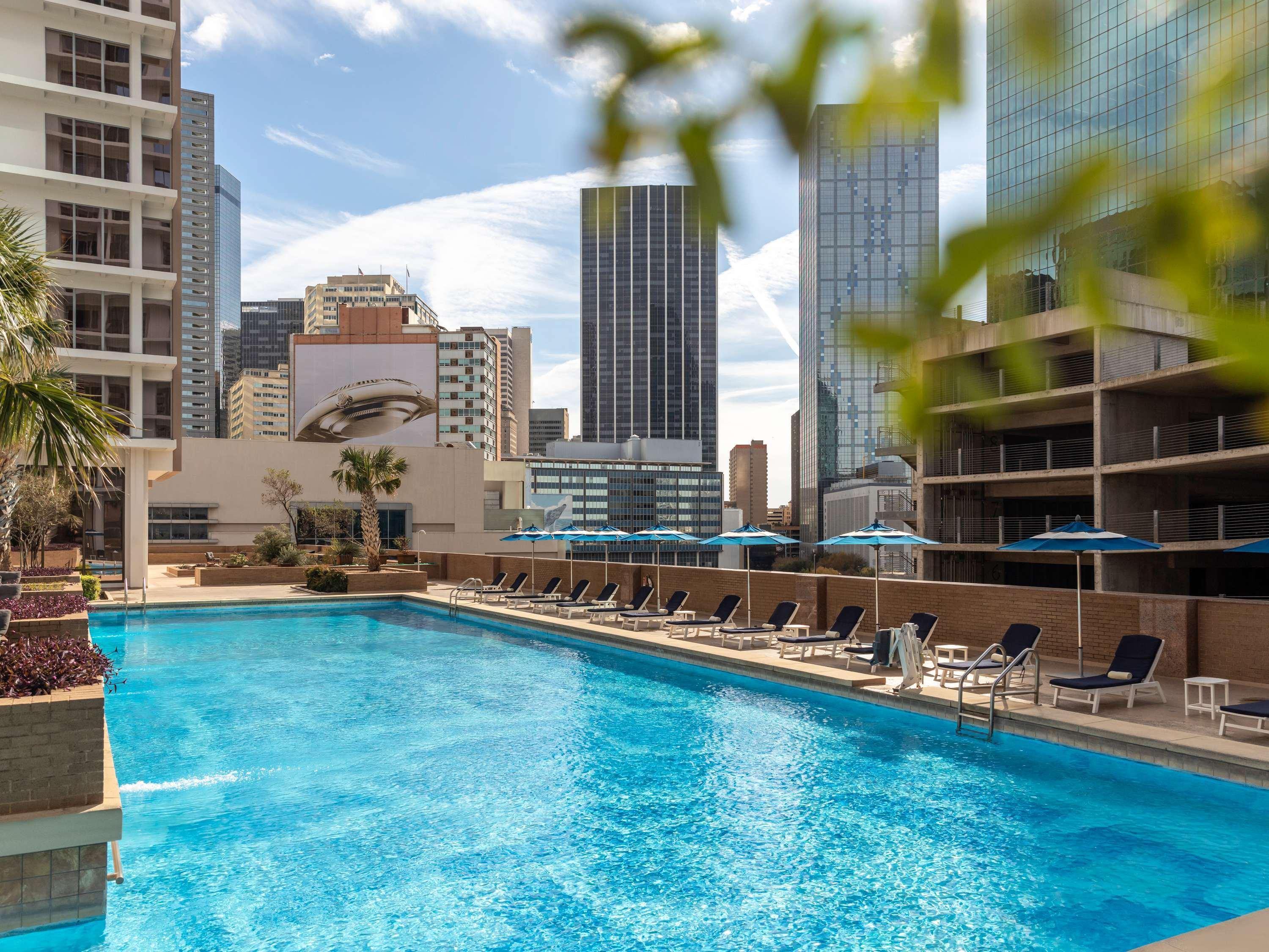 Hotel Fairmont Dallas, USA, Dallas. Großes 350