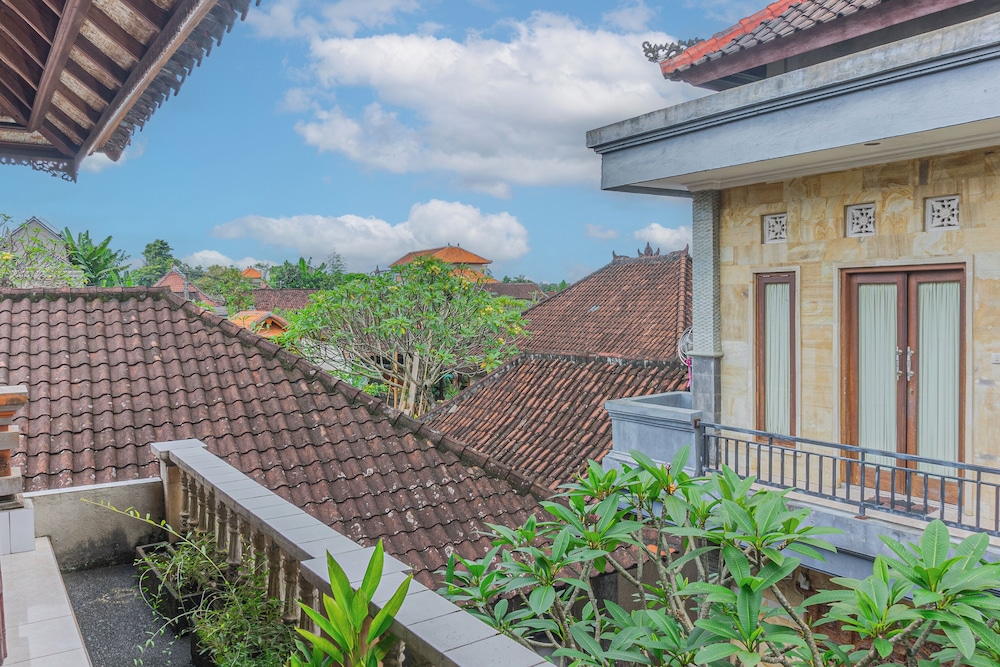 Artha Dewata Home Stay