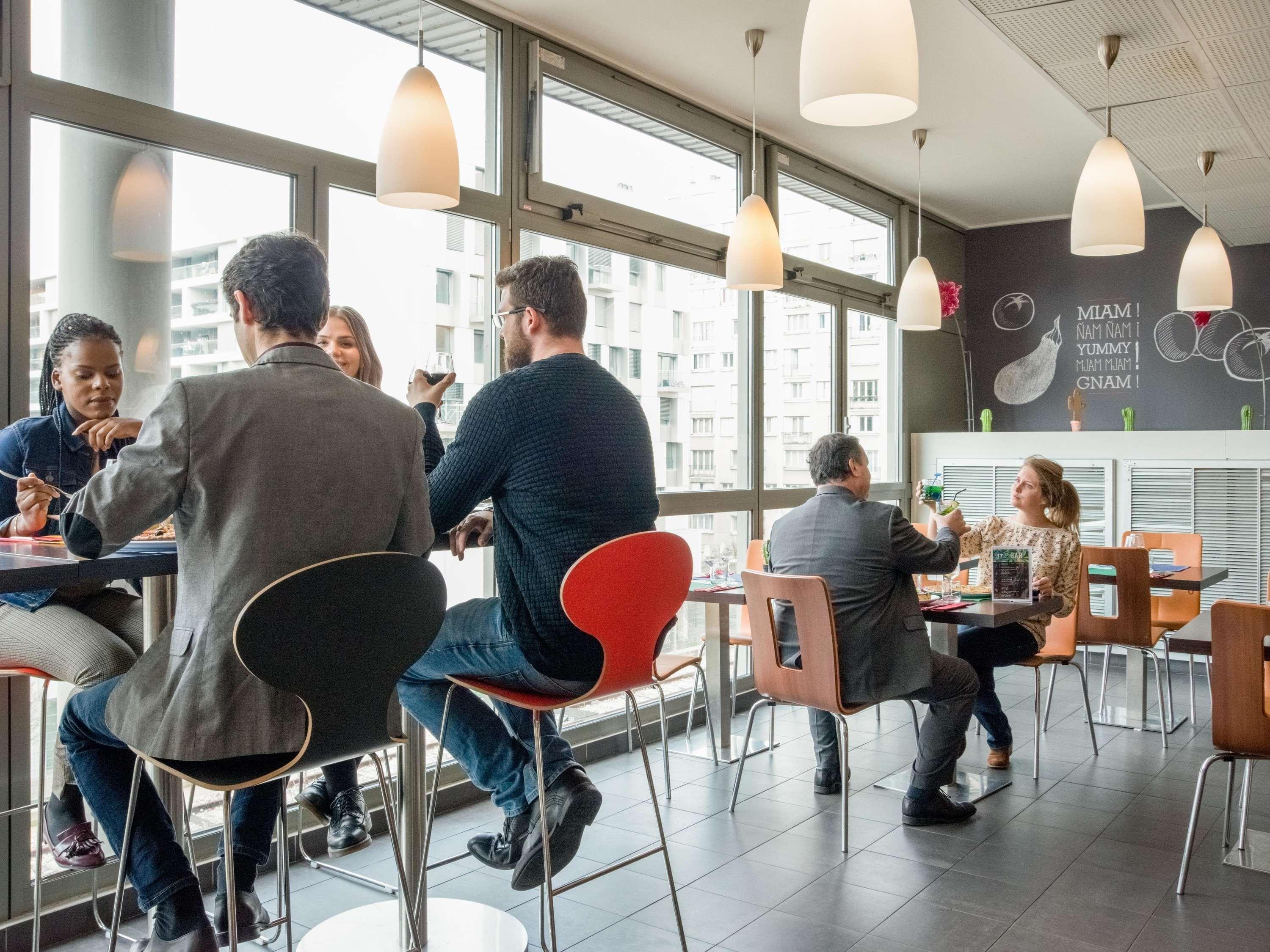 Hotel Ibis Paris 17 Clichy Batignolles, Frankreich, Paris. Großes 769