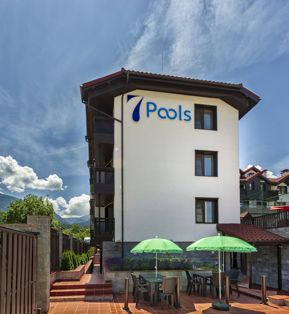 7 Pools Spa & Apartments