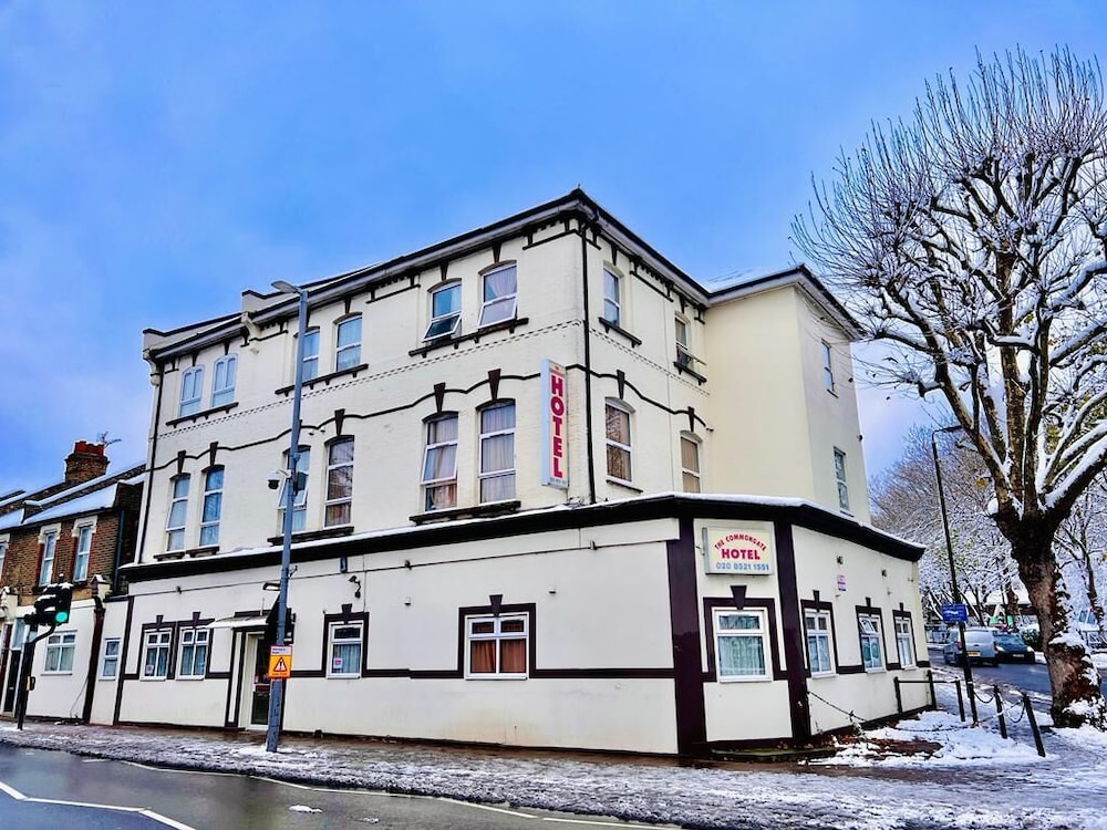 The Commongate Hotel