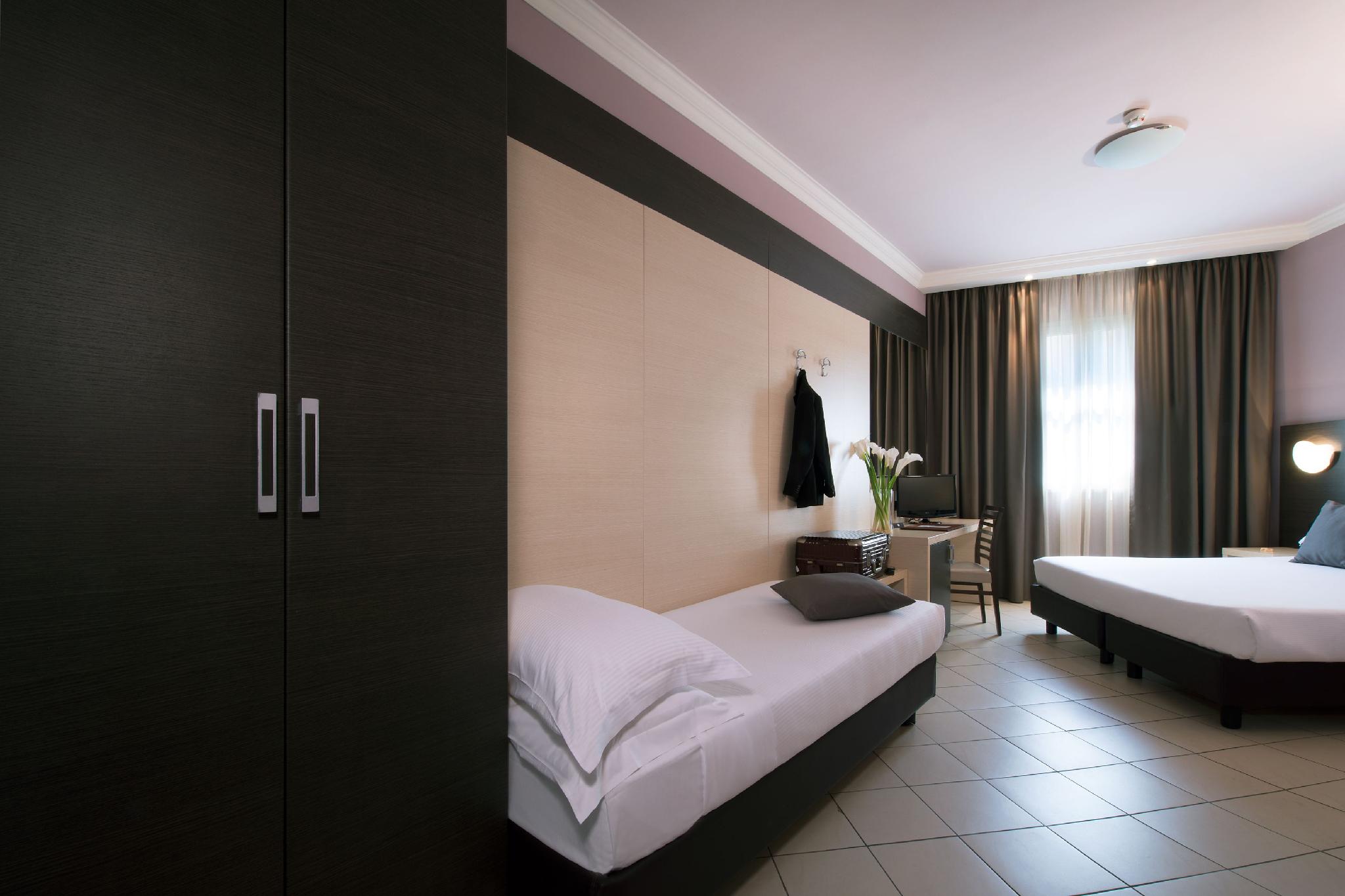 Hotel CDH Hotel La Spezia, Italien, La Spezia. Großes 587