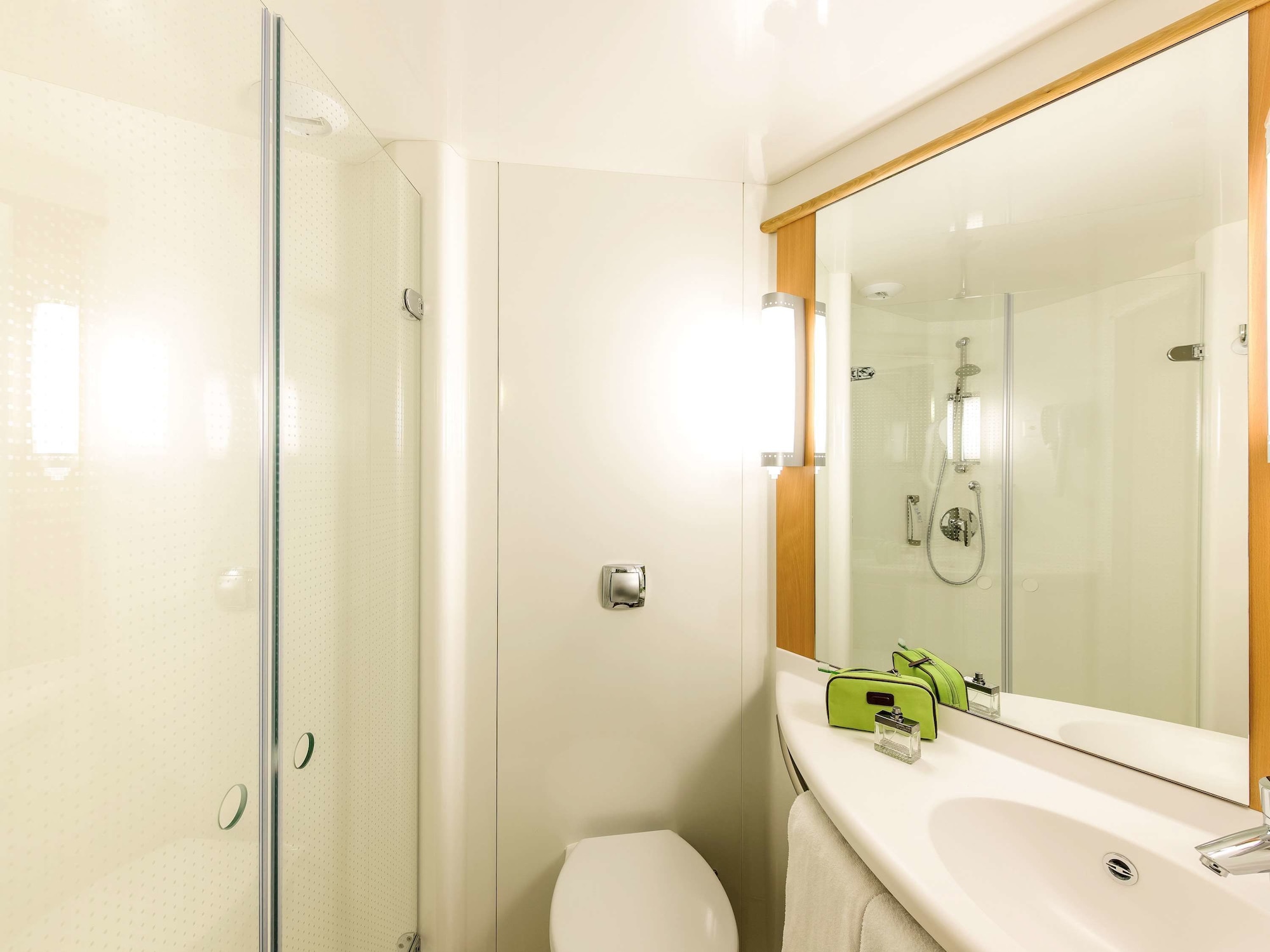 Hotel ibis Lugano Paradiso, Schweiz, Paradiso. Großes 211