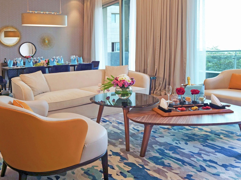 Hotel RIXOS THE PALM DUBAI HOTEL AND SUITES, Vereinigte Arabische Emirate, Dubai. Großes 329