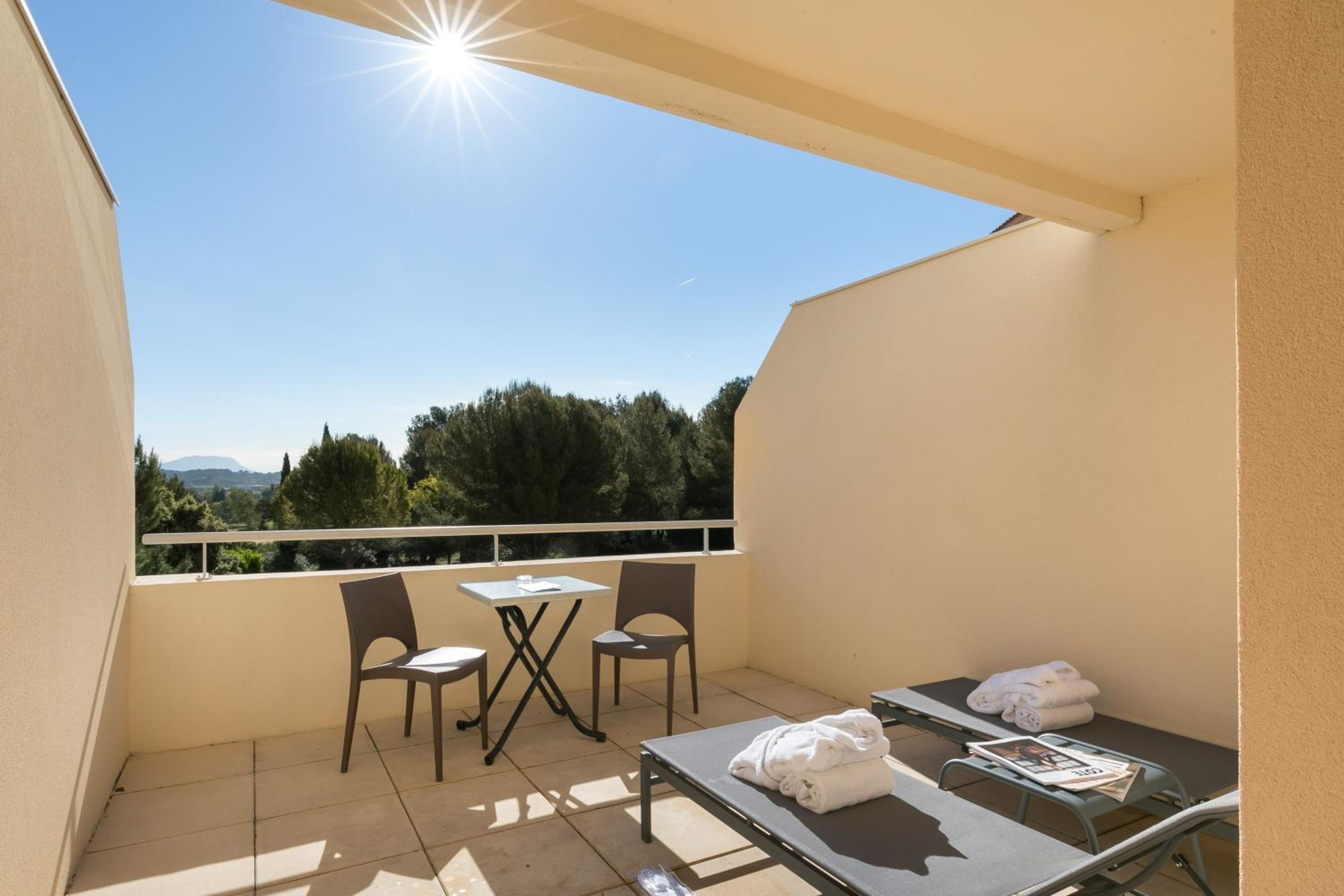 Hotel Birdy By Happyculture