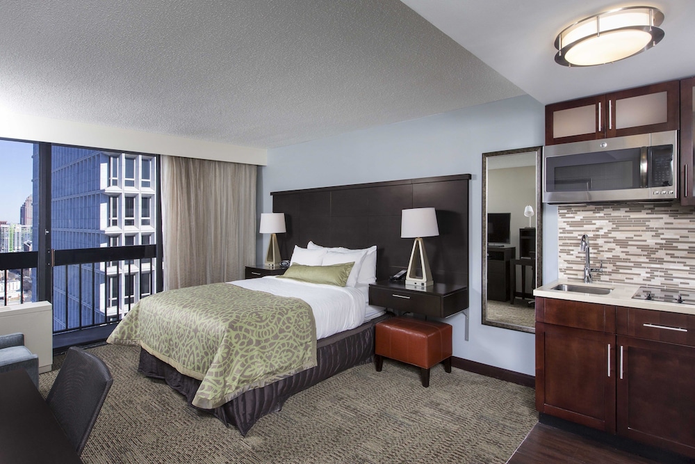 Hotel Staybridge Suites Atlanta Midtown, USA, Atlanta. Großes 280