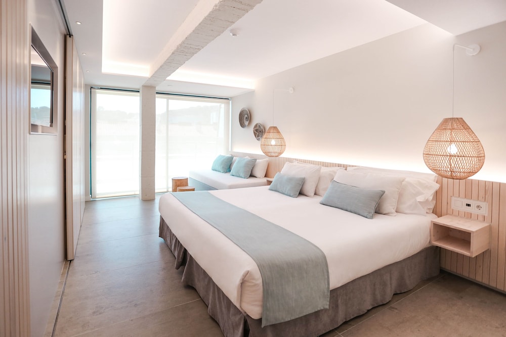 Hotel Kaktus Playa Hotel, Spanien, Calella de la Costa. Großes 575