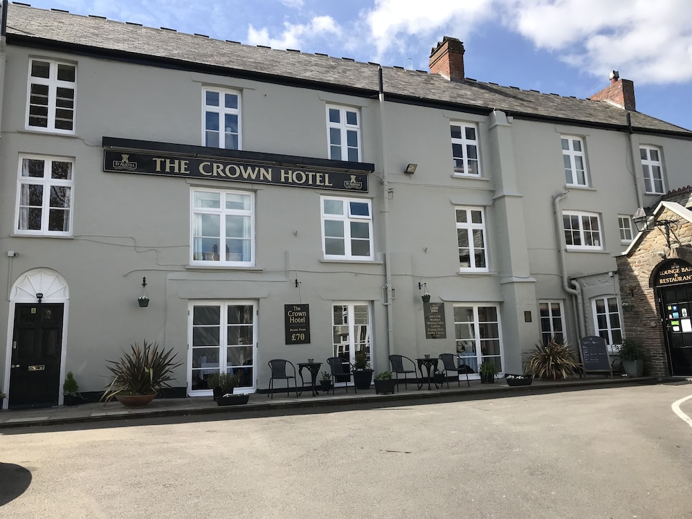 The Crown Hotel