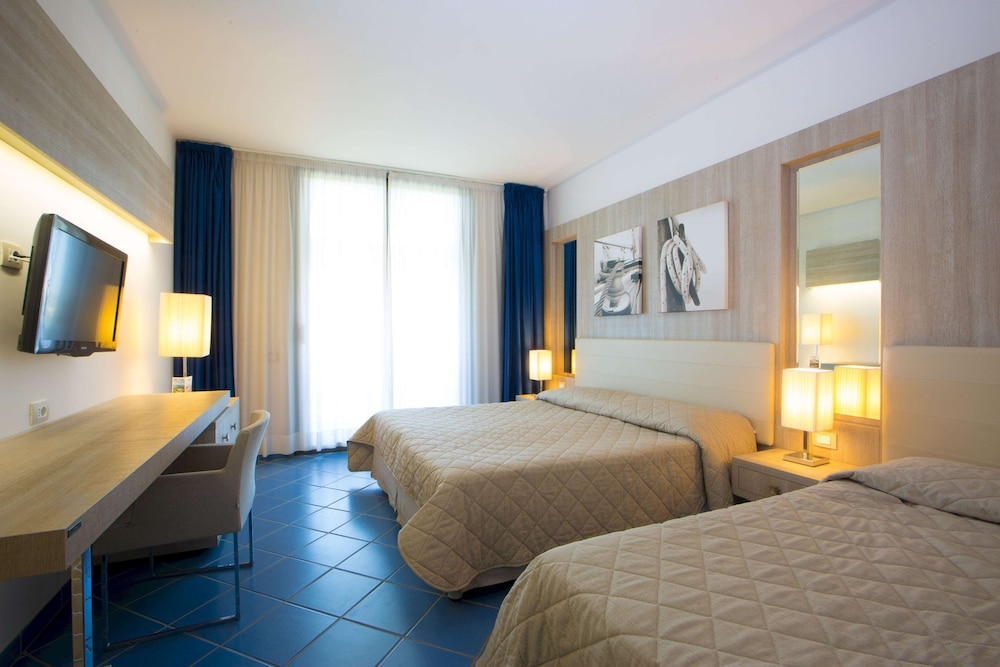 Hotel MClub Lipari, Italien, Sciacca. Großes 215