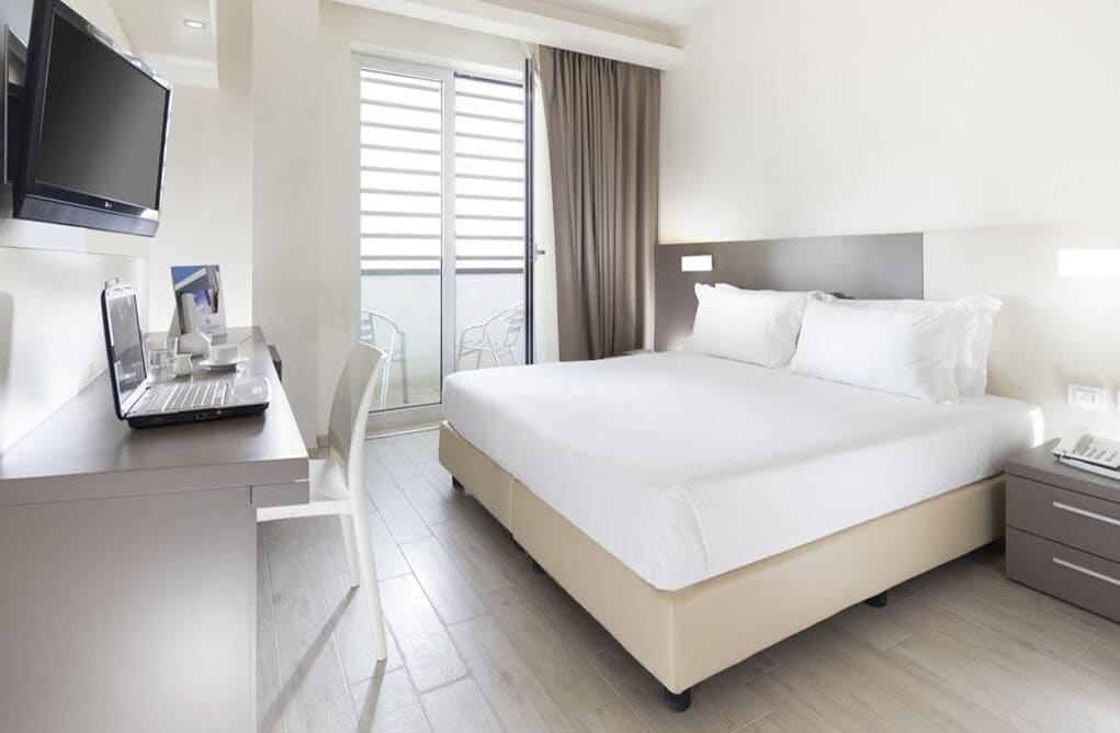Hotel Cube, Italien, Ravenna. Großes 183