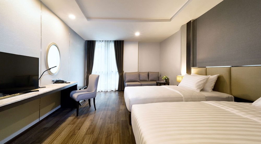 Hotel SureStay Plus by Best Western Sukhumvit 2, Thailand, Bangkok. Großes 428