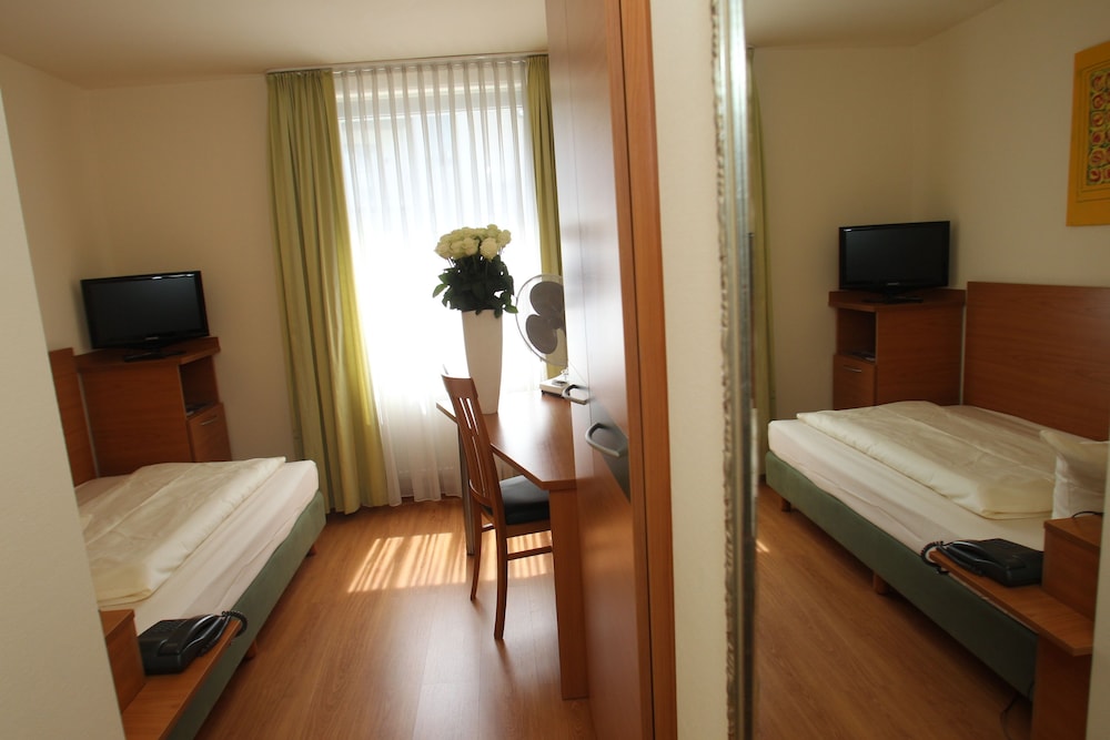 Hotel Memphis, Deutschland, Frankfurt am Main. Großes 384