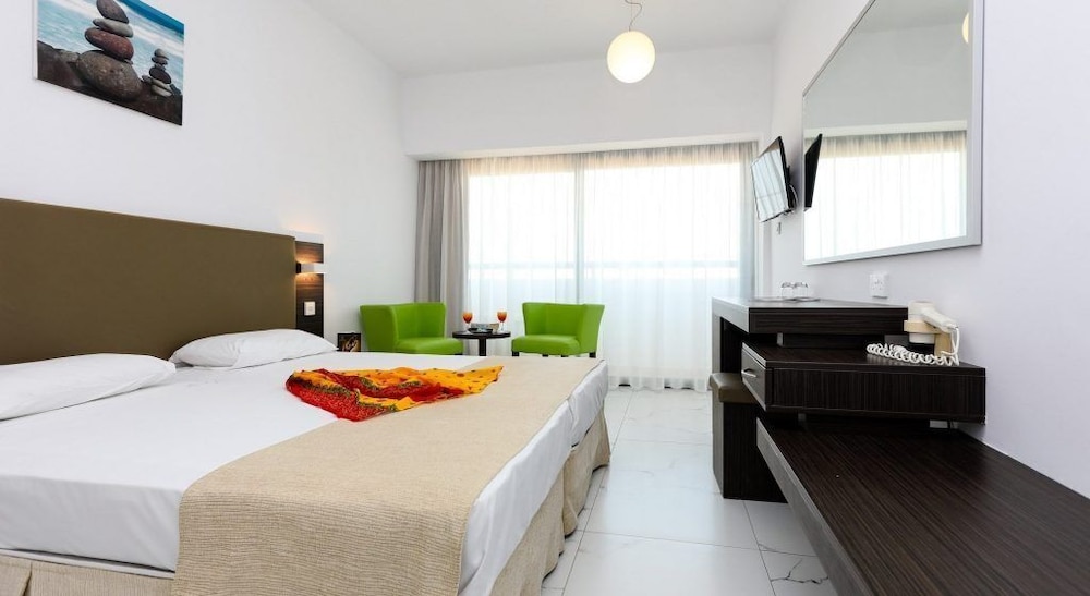 Hotel Christofinia Hotel, Zypern, Ayia Napa. Großes 228