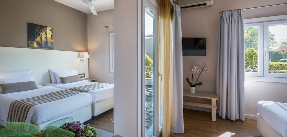 Hotel Acharavi Beach Hotel, Griechenland, Acharavi. Großes 637