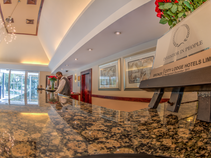 Hotel City Lodge Bryanston, Südafrika, Sandton. Großes 399