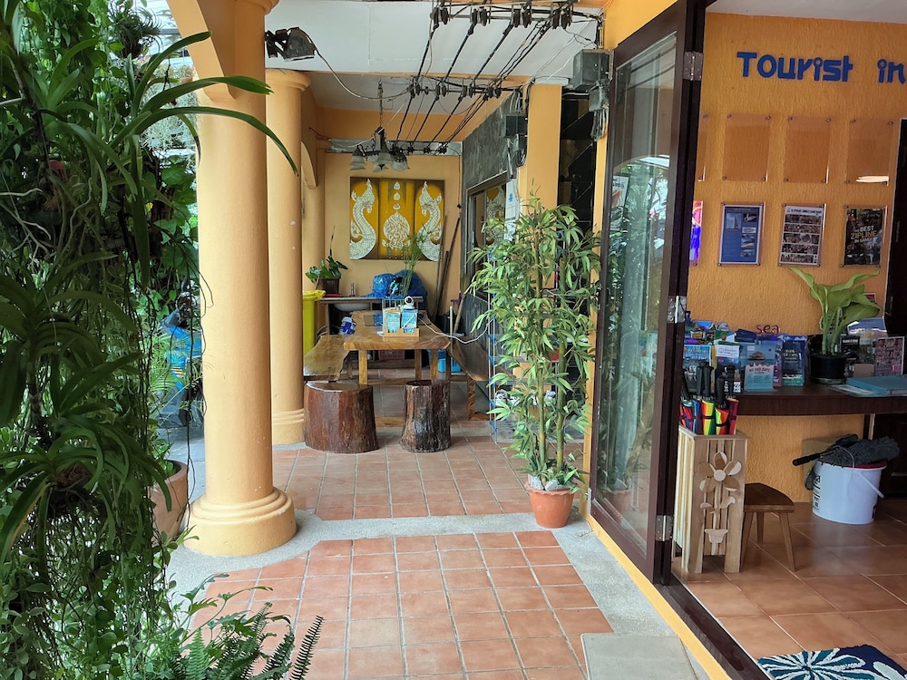 Dikachaya Hostel
