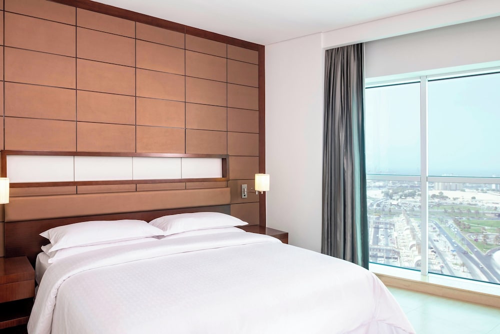 Hotel Four Points By Sheraton Sharjah, Vereinigte Arabische Emirate, Sharjah. Großes 166