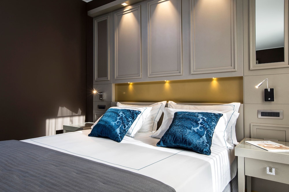 Hotel Palazzo Doglio, Italien, Cagliari. Großes 216