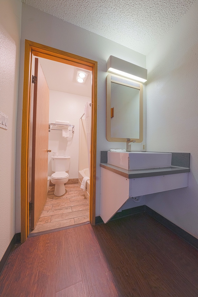 Hotel Budget Inn Gladstone By OYO - Portland/Clackamas, USA, Gladstone. Großes 314